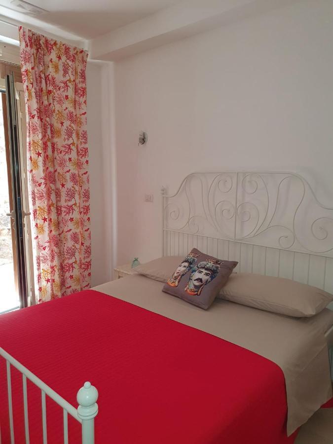 I Tesori Del Mare Bed & Breakfast Letojanni Luaran gambar